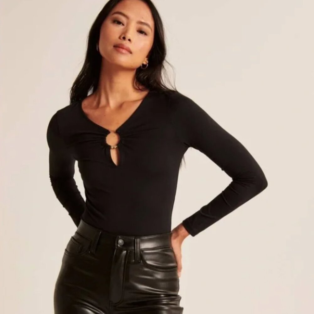 Abercrombie & Fitch Black Long Sleeve Seamless Keyhole Bodysuit - XS